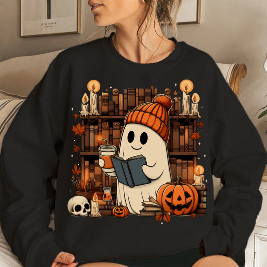 Vintage Ghost Book Reading Pumpkin Halloween Teachers T-Shirt